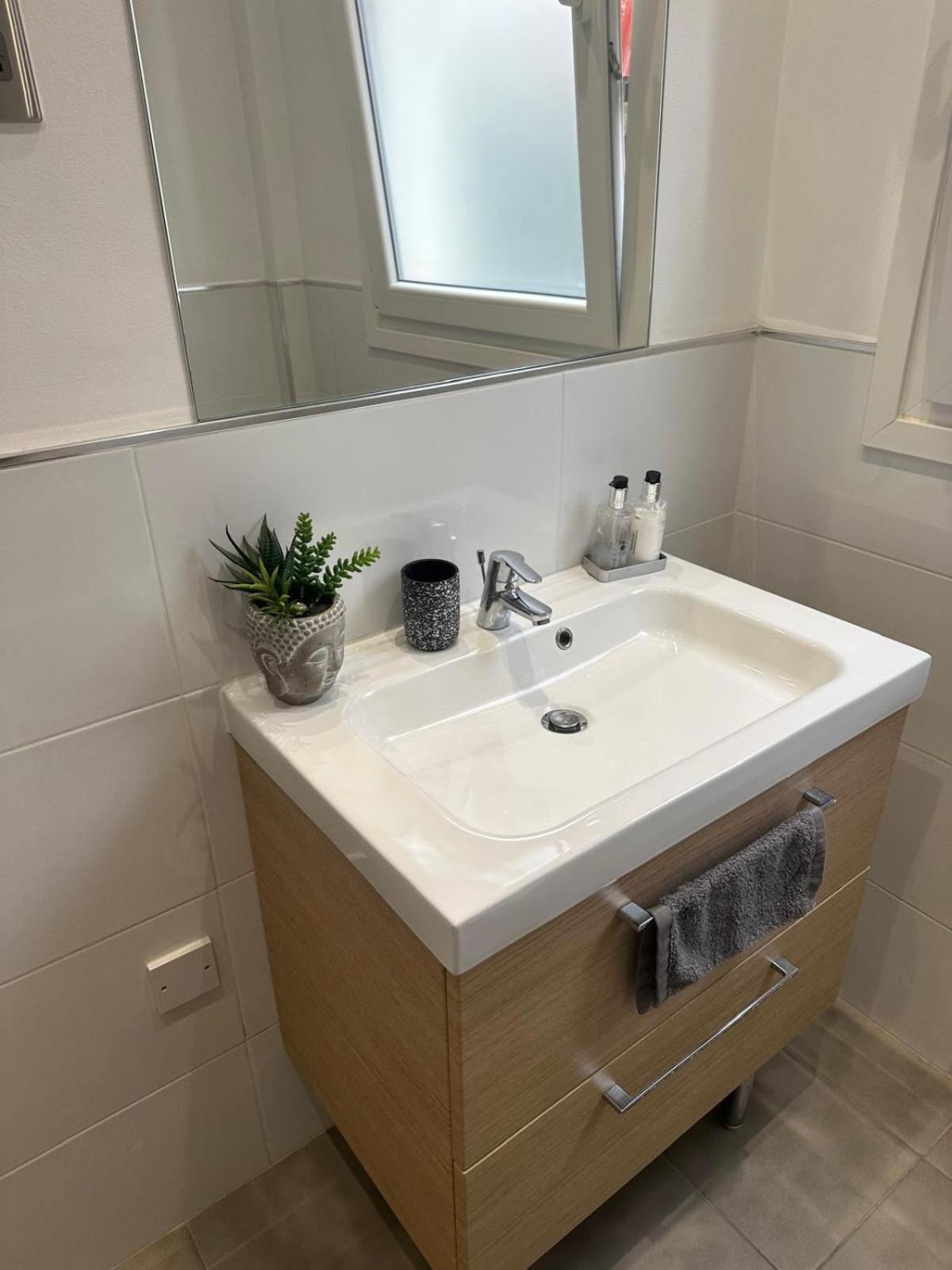 269 Main Street 3 Bedrooms Gem Gibraltar Extérieur photo