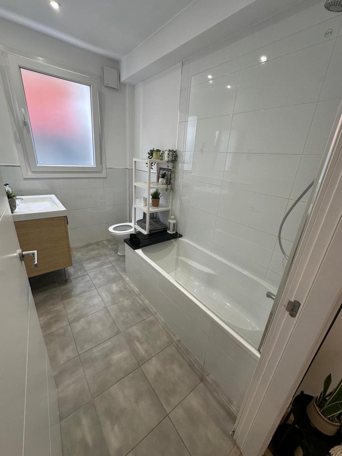 269 Main Street 3 Bedrooms Gem Gibraltar Extérieur photo